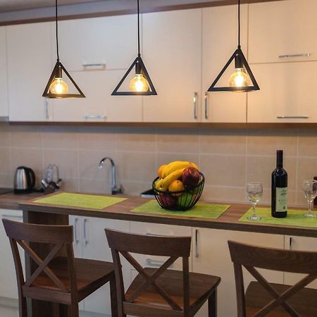 Petrovac Apartmani Tref מראה חיצוני תמונה