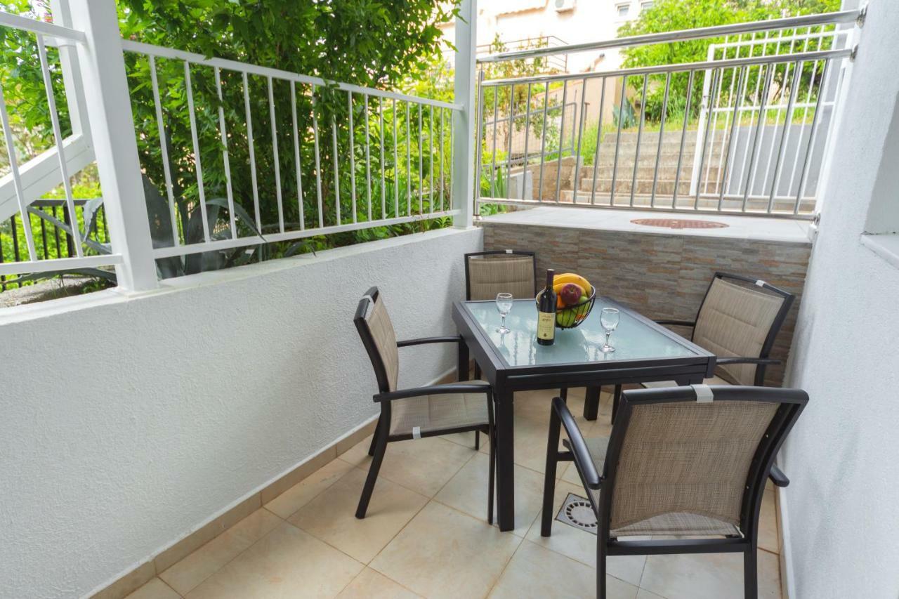 Petrovac Apartmani Tref מראה חיצוני תמונה