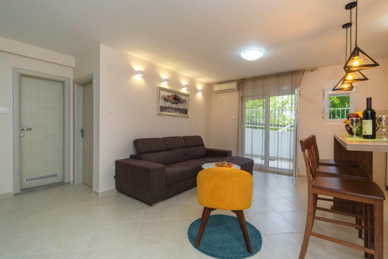 Petrovac Apartmani Tref מראה חיצוני תמונה