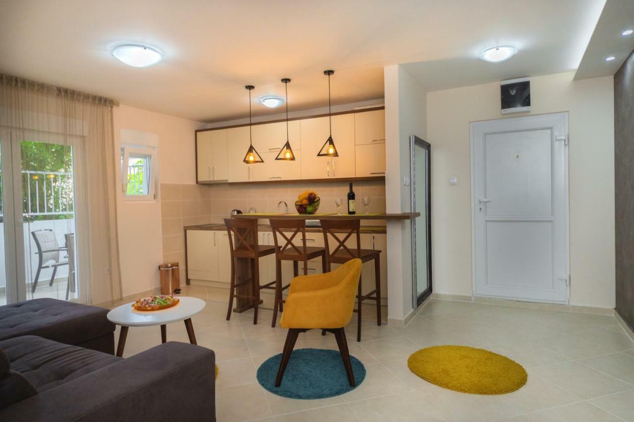 Petrovac Apartmani Tref מראה חיצוני תמונה