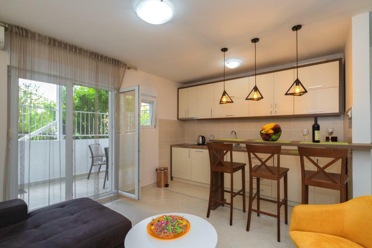 Petrovac Apartmani Tref מראה חיצוני תמונה